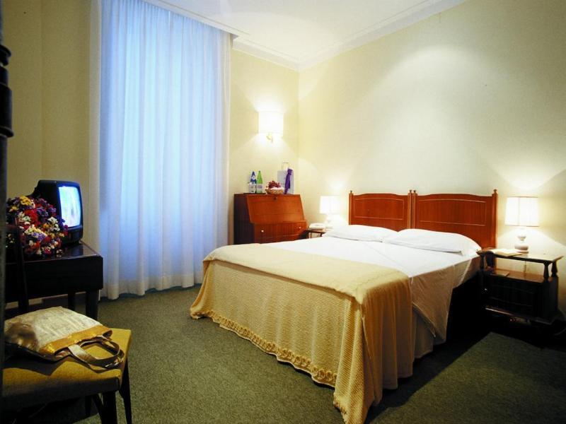 Hotel Touring Wellness & Beauty Fiuggi Exterior foto